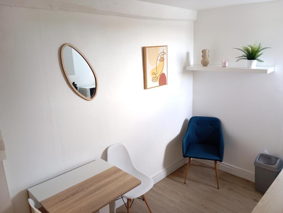 Appartement Cosy Plein Centre Conches-en-Ouche Εξωτερικό φωτογραφία